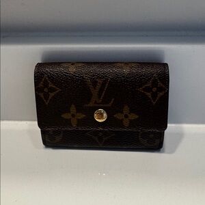 Authentic Louis Vuitton Cardholder / Wallet